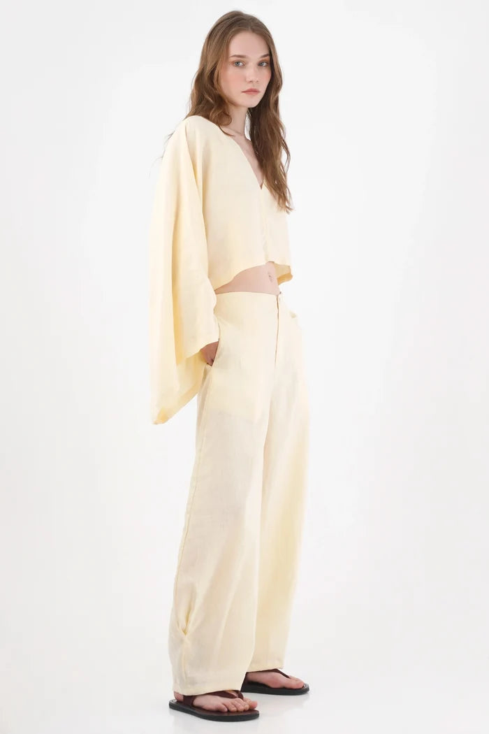 Relaxed Fit Shirt with Kimono Sleeves in Pastel Yellow for Women