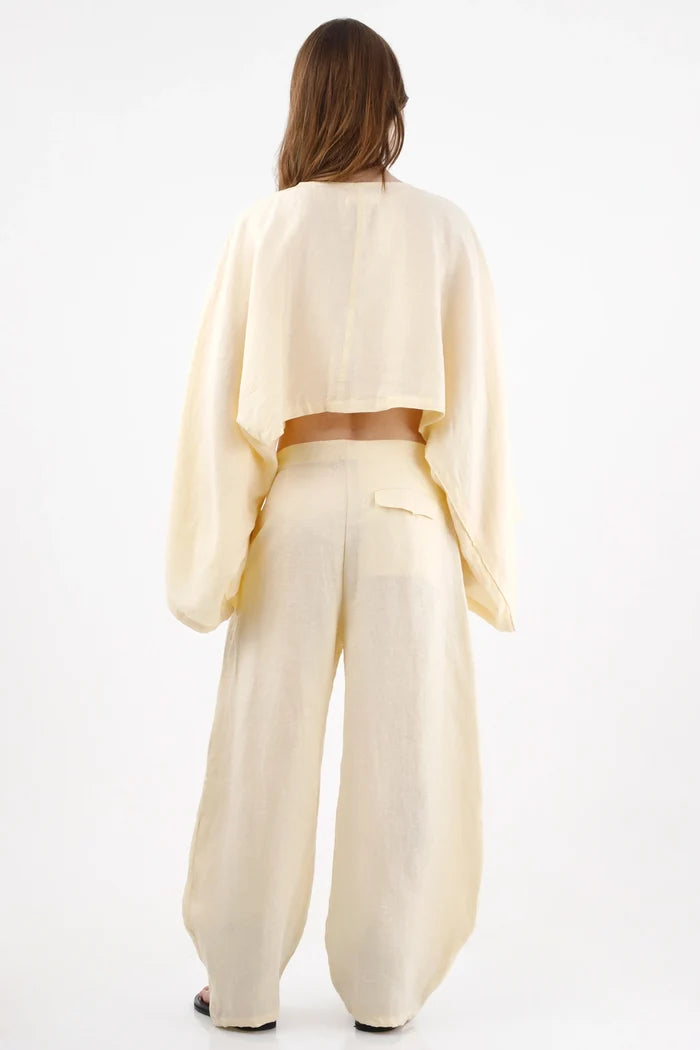 Relaxed Fit Shirt with Kimono Sleeves in Pastel Yellow for Women